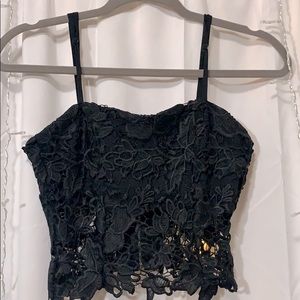 Embroidered crop top.